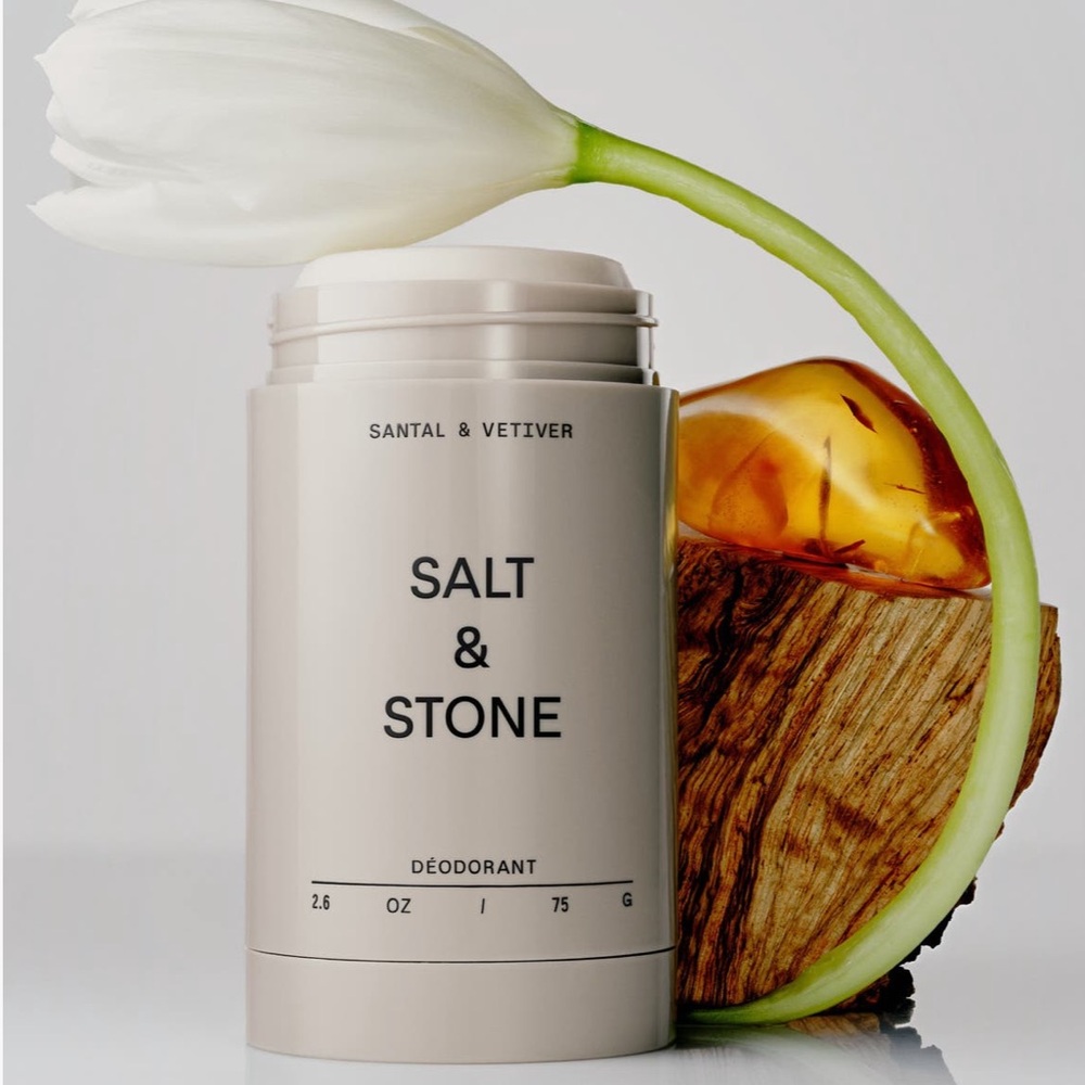 Salt & Stone Santal & Vetiver Deodorant - Neutral Beige